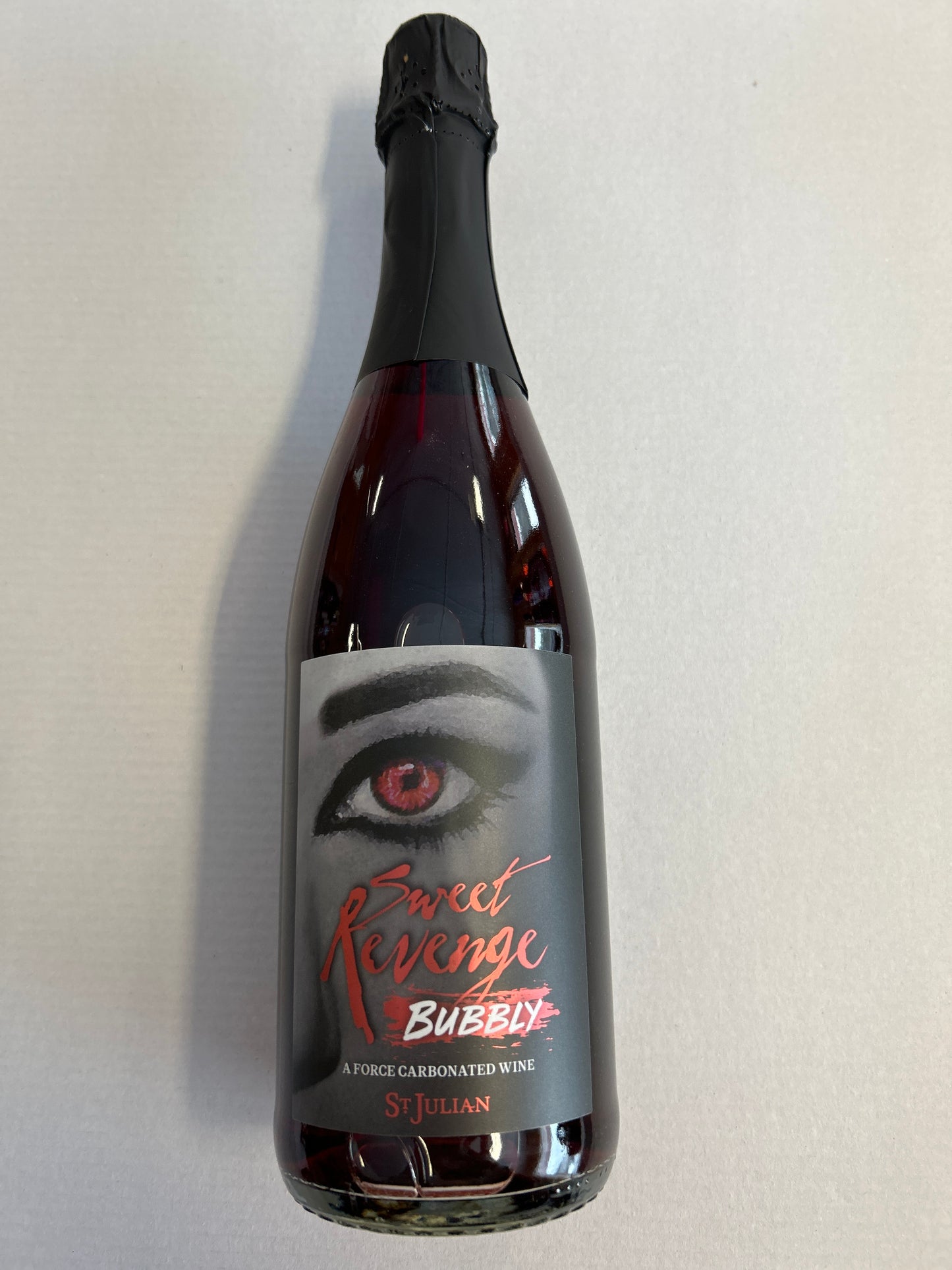 St. Julian Sweet Revenge Bubbly 750ml