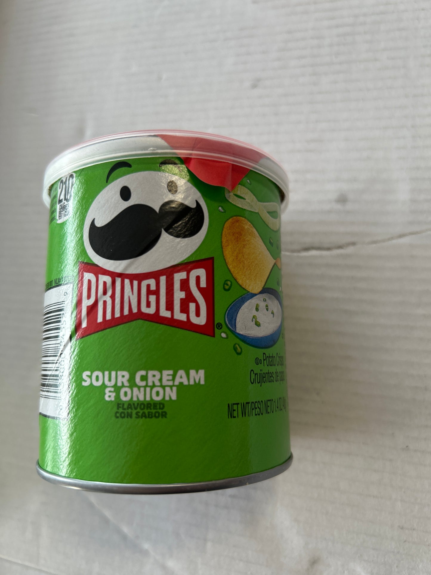 Pringles 1.4oz sour cream and onion