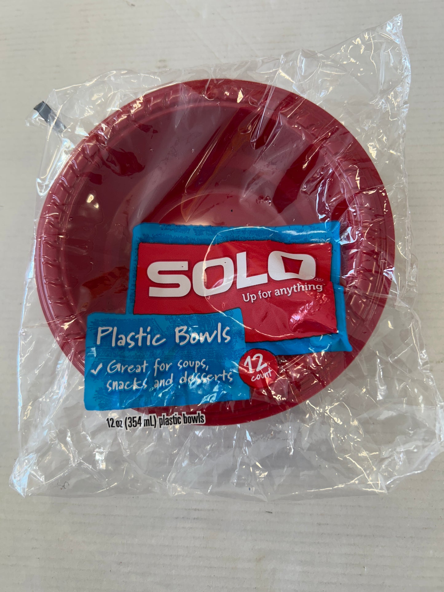 Solo Plastic Bowls 12 count