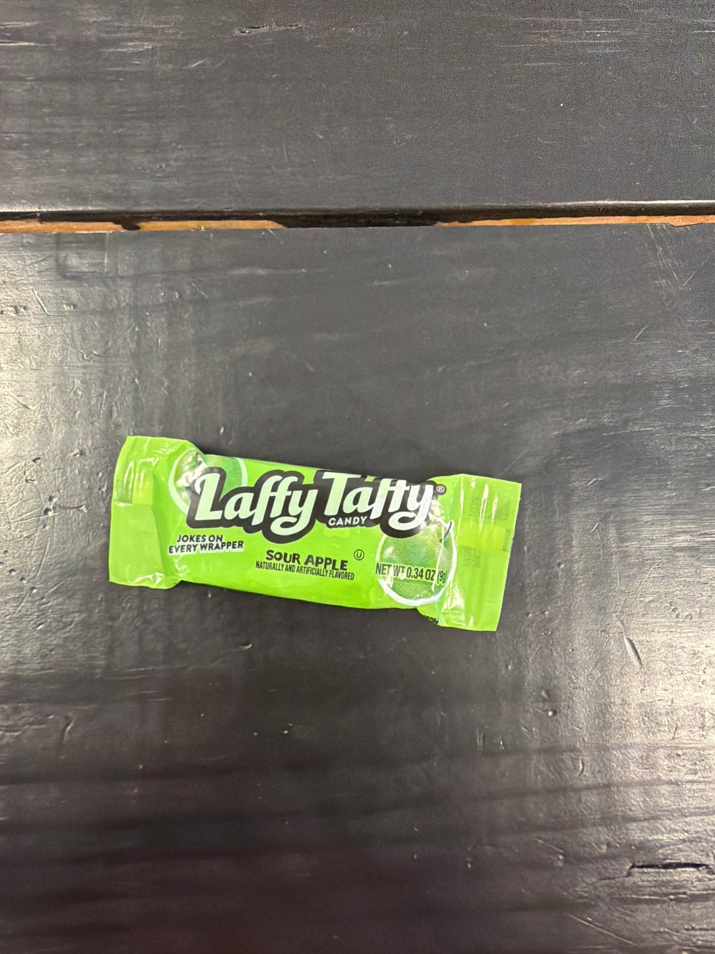 Laffy Taffy Sour Apple .34oz