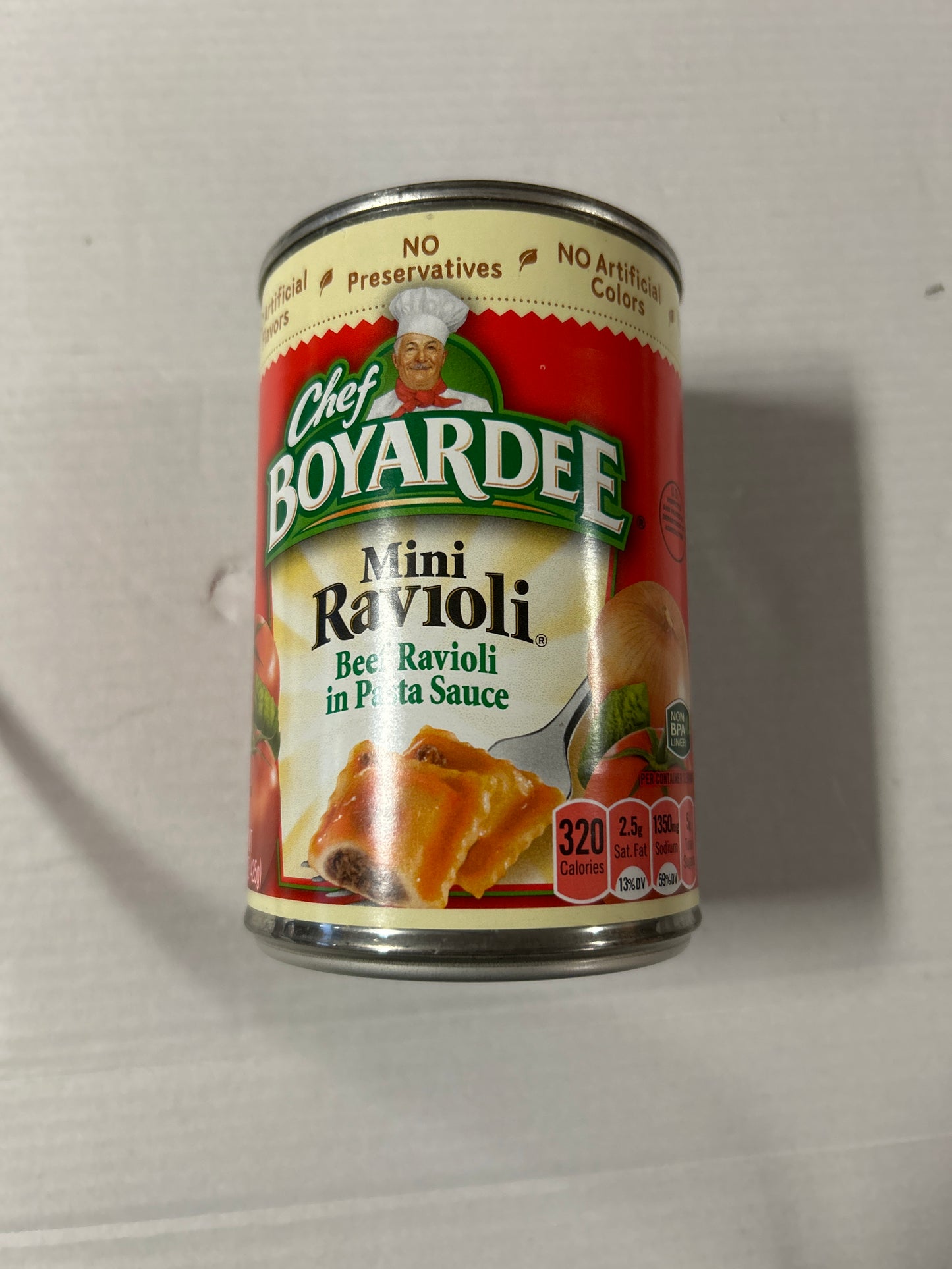 Chef Boyardee Mini Ravioli beef in pasta sauce 15oz can