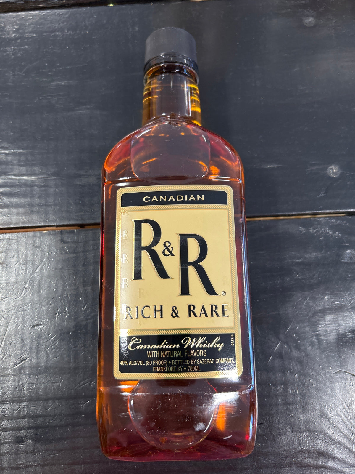 Canadian R&R (Rich & Rare) Whiskey Traveler 750 ml