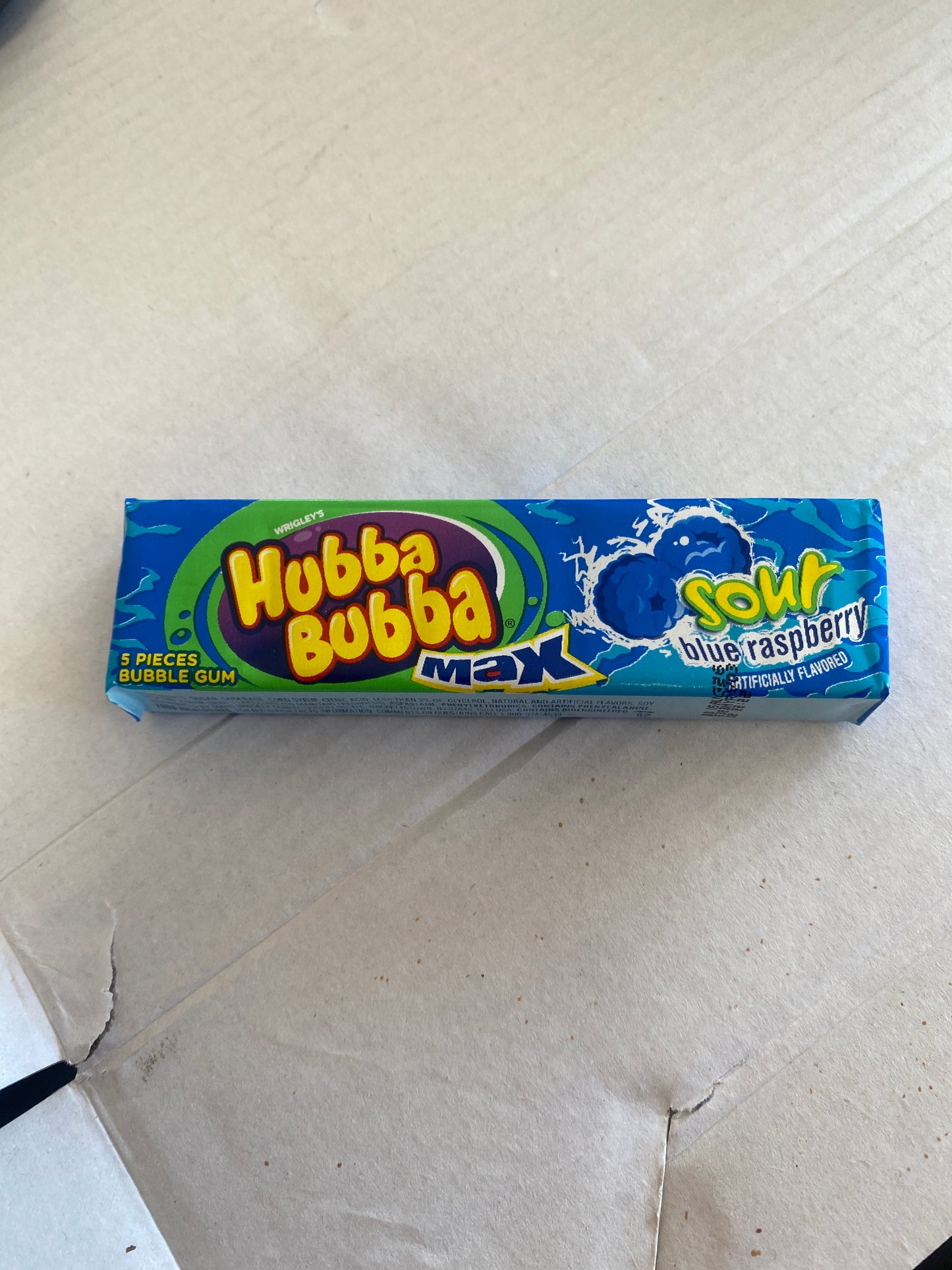 Hubba Bubba Sour Blue Raspberry Gum 5pc