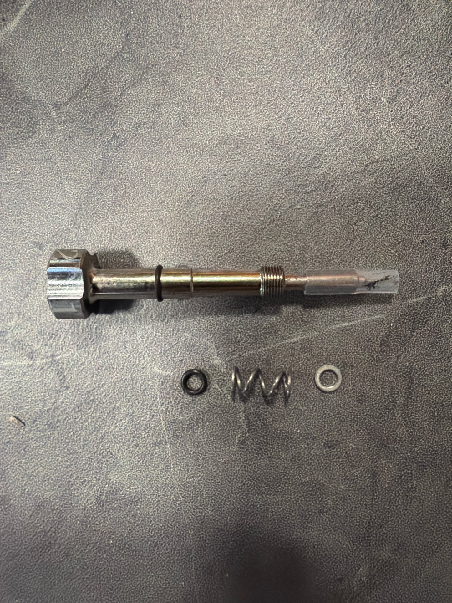 Keihin FCR Extended Fuel Screw